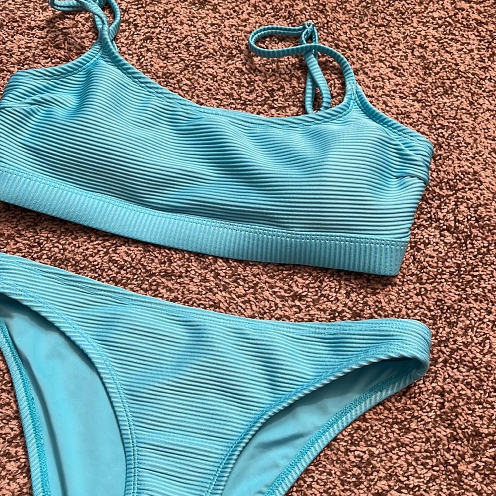 Beautiful Blue Ribbed Bikini - Picture 2 of 2